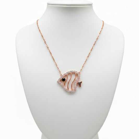 Collar Pez Plata con Acabado Oro Rosa y Circonitas Blancas. Joyeria Osnor