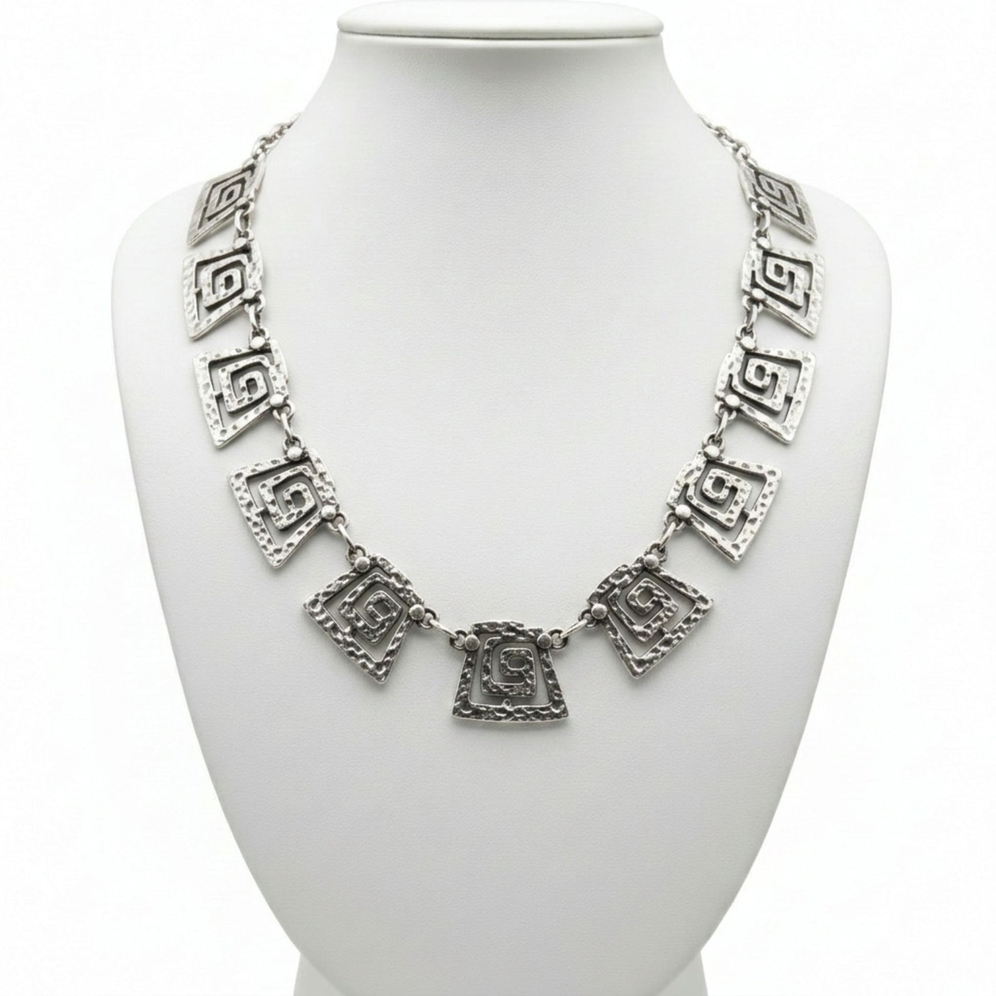 collar gargantilla de zamak mujer diseño exclusivo joyeria osnor zamak