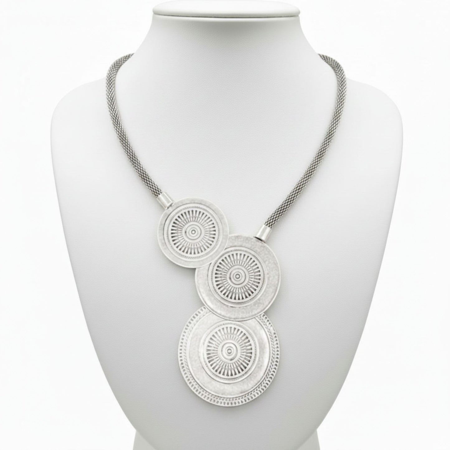 Collar Zamak Unisex Medallones Tribales Concéntricos, Joyeria Osnor Zamak