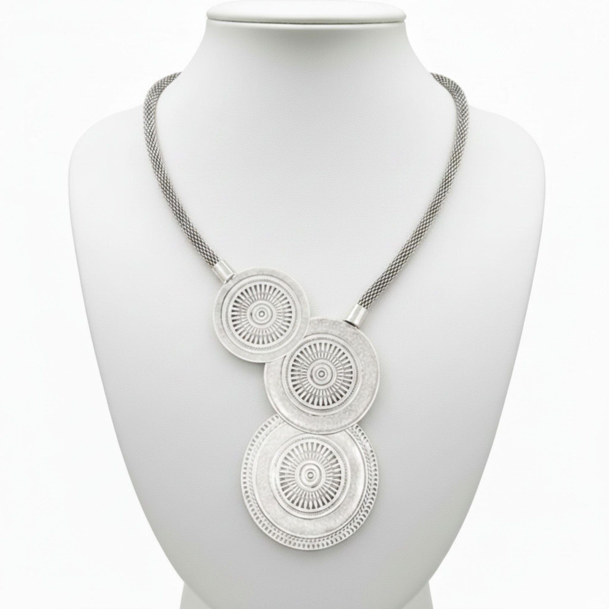 Collar Zamak Unisex Medallones Tribales Concéntricos, Joyeria Osnor Zamak
