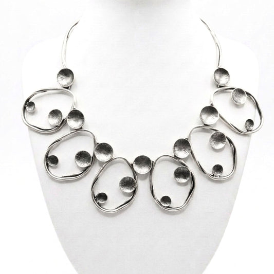 Collar cadena gargantilla zamak mujer volumen hipoalergénico plateado aleación cierre de gancho mujer único exclusivo diseño joyería osnor moda moderno elegante boda fiesta glamour lujo 