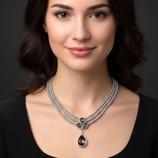 Collar Gargantilla Triple Bolas Plateadas con Colgante Circonita Gris Ahumado | Zamak Hipoalergénico