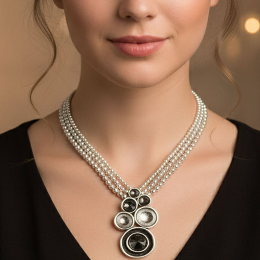 Collar Zamak Plateado Circonitas Gris Ahumado | Cadena Triple de Bolas