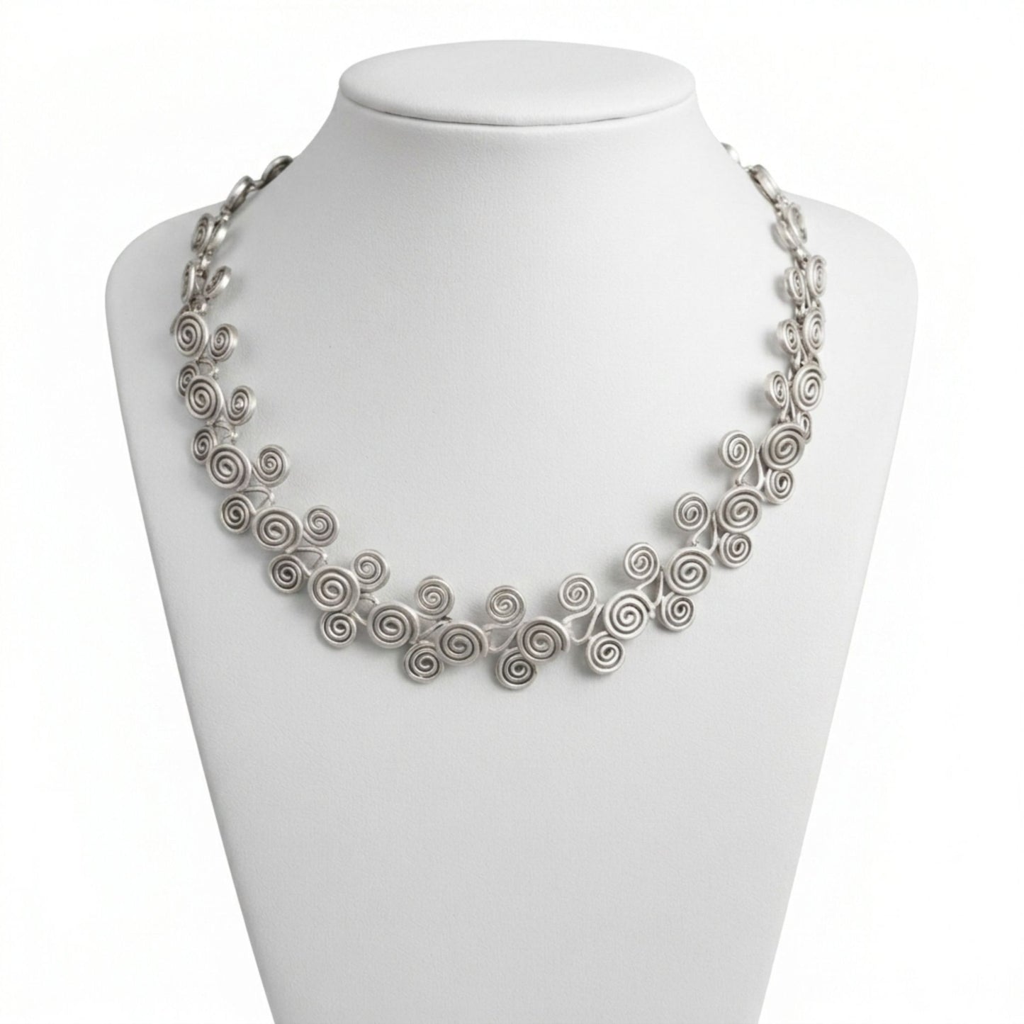 collar gargantilla de zamak mujer diseño exclusivo joyeria osnor zamak