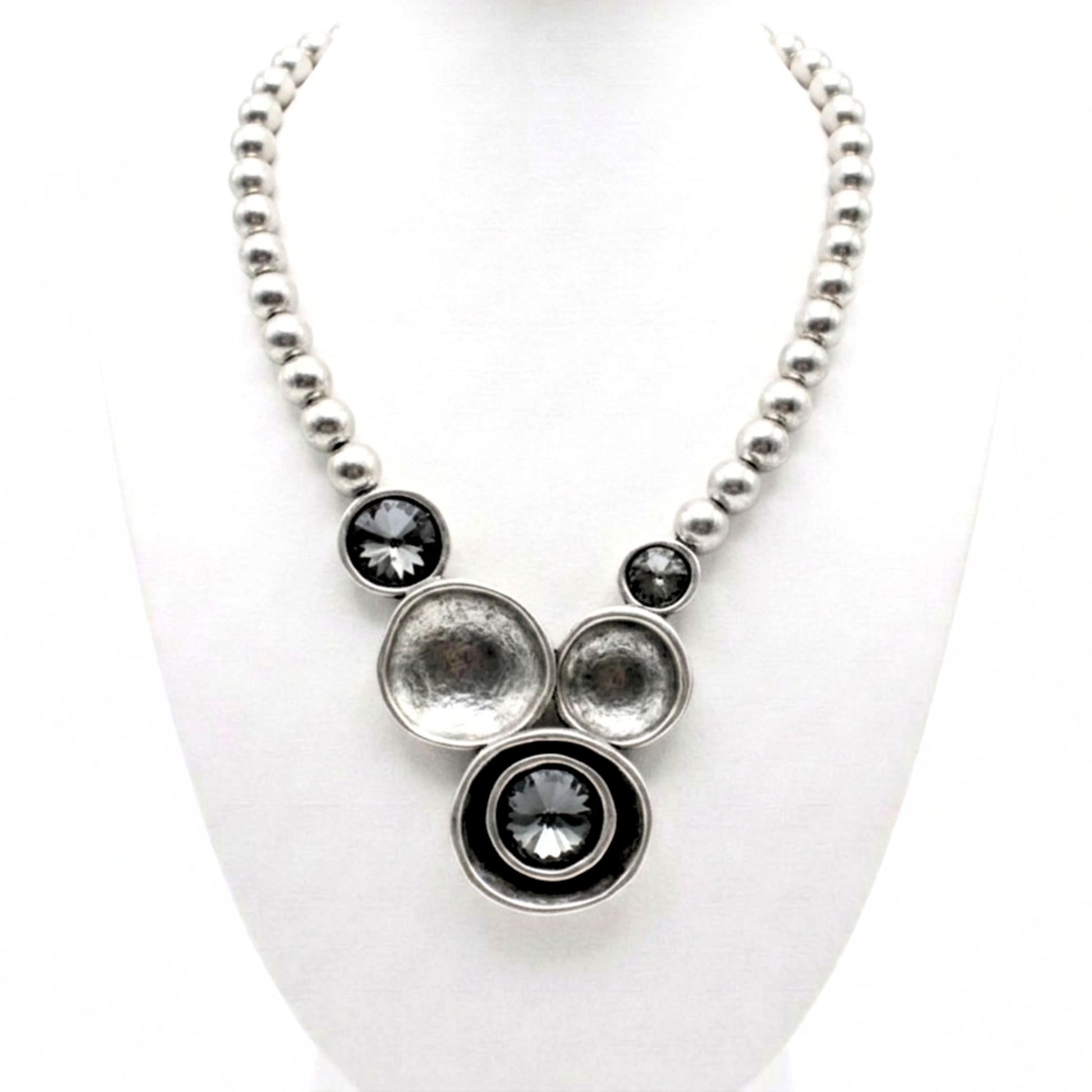 Collar cadena gargantilla zamak mujer volumen hipoalergénico plateado aleación cierre de gancho diseño joyería osnor moda moderno elegante boda fiesta fashion glamour lujo elegante diario exclusivo único diferente Circonitas gris 
