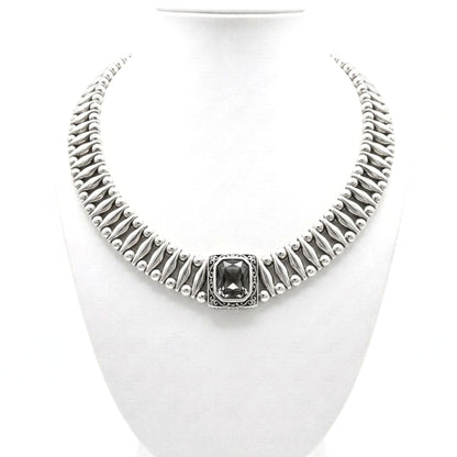 Collar de zamak mujer gargantilla diseño joyería osnor moda moderno elegante boda fiesta fashion glamour lujo hipoalergénico cierre de gancho Circonita volumen plateado 