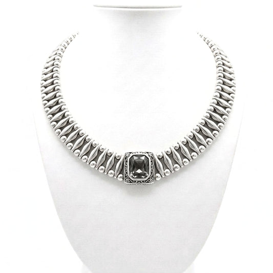 Collar de zamak mujer gargantilla diseño joyería osnor moda moderno elegante boda fiesta fashion glamour lujo hipoalergénico cierre de gancho Circonita volumen plateado 