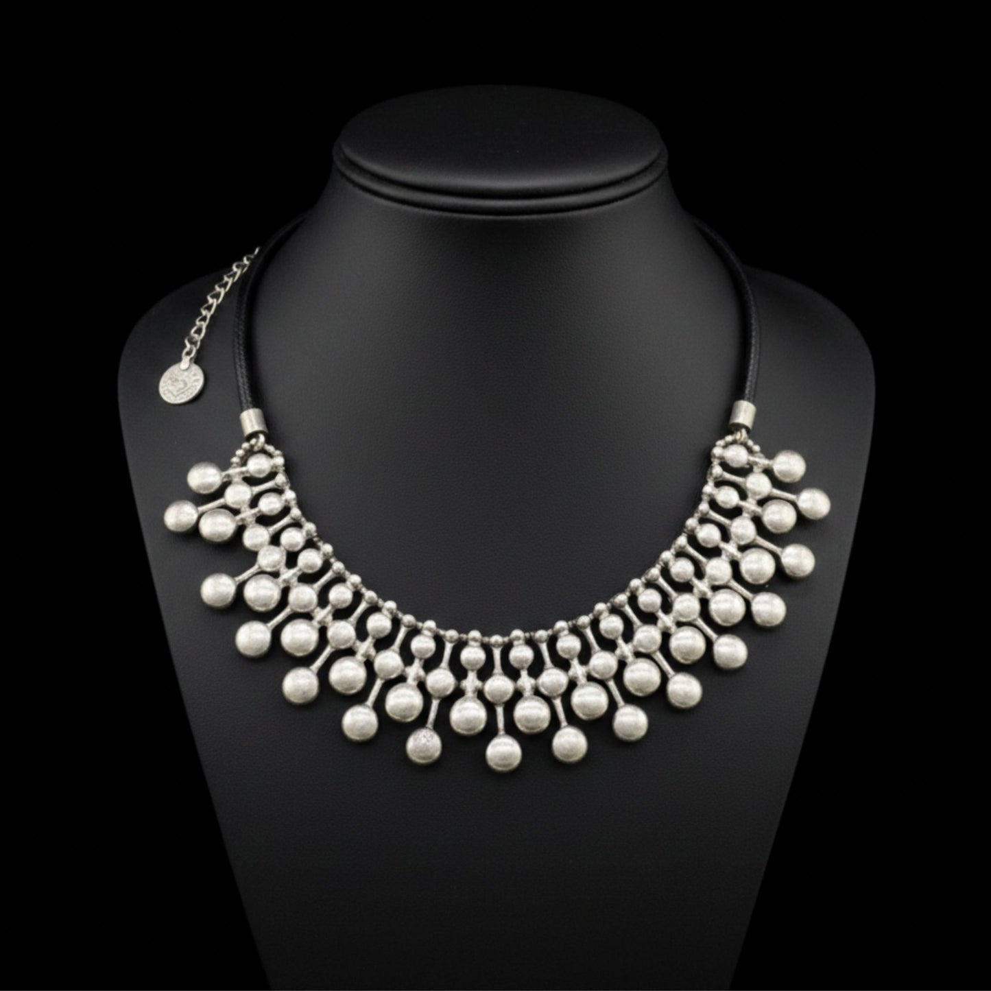 Collar Gargantilla Zamak Volumen | Cadena Piel Negra | Joyería Osnor