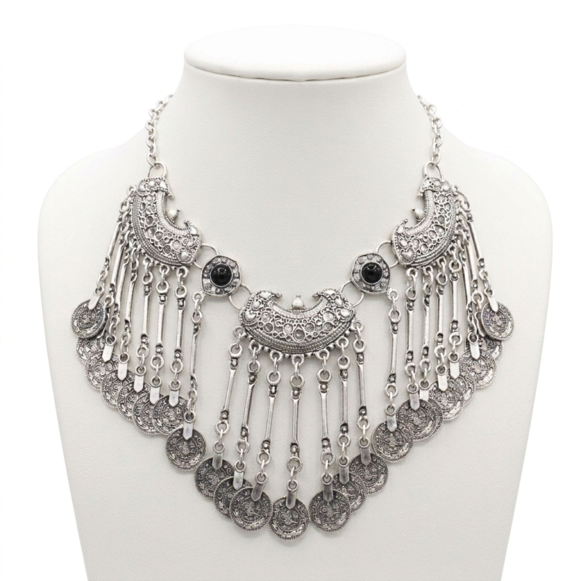 collar piedras negras y monedas zamak mujer exclusivo joyeria osnor zamak