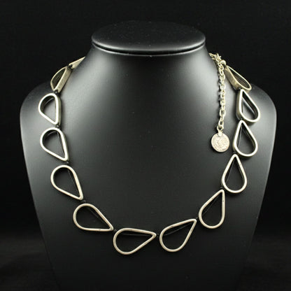 Collar Gargantilla Gotas Zamak Plateado Unisex | Joyería Osnor