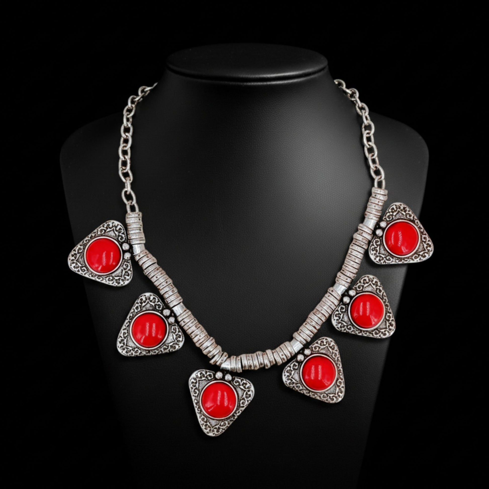 Collar Zamak mujer Coral Rojo 6 Colgantes Triangulares con Filigrana Plateada joyeria osnor
