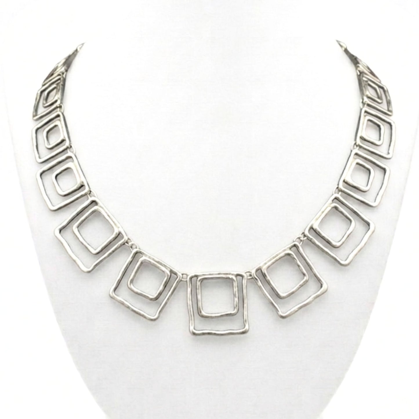 Collar cadena gargantilla zamak unisex volumen cierre de gancho diseño joyería osnor moda moderno elegante boda fiesta glamour lujo exclusivo hipoalergénico plateado aleación ajustable 