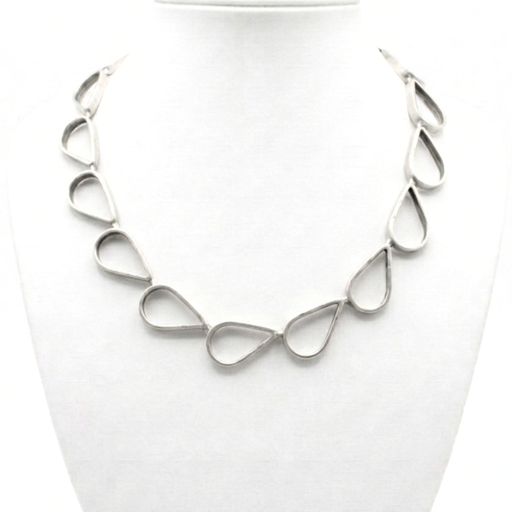 Collar de zamak unisex volumen cierre de gancho unisex diseño joyería osnor moda moderno elegante boda fiesta glamour lujo exclusivo hipoalergénico plateado aleación ajustable 