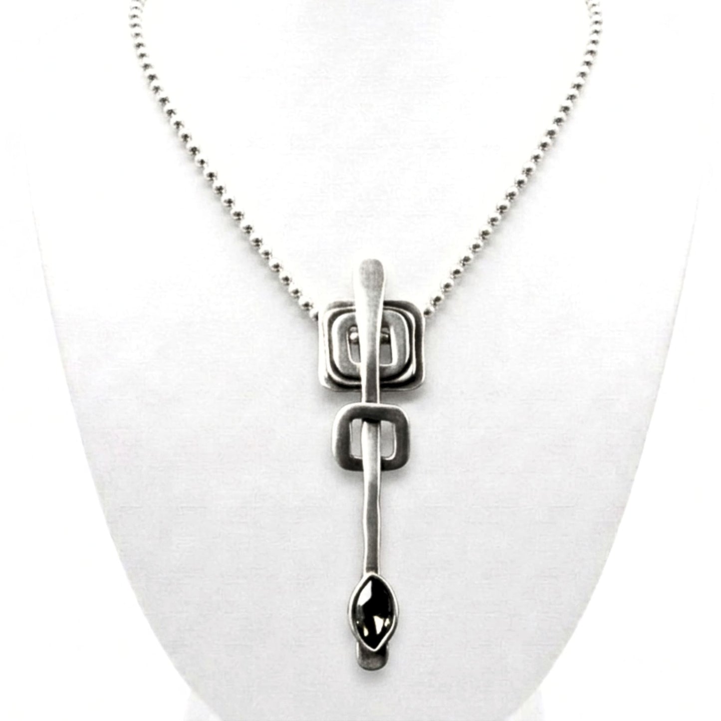 Collar de zamak mujer diseño joyería osnor moda moderno elegante boda fiesta glamour lujo elegante diario exclusivo único 