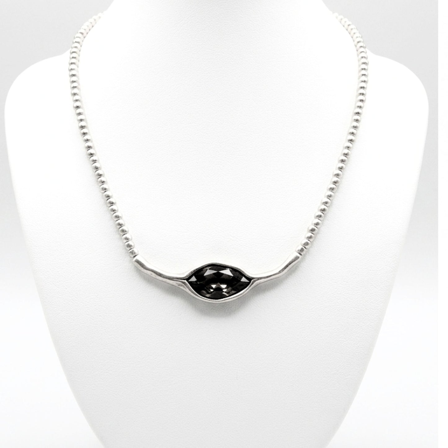 Collar cadena gargantilla zamak mujer volumen hipoalergénico plateado aleación cierre de gancho exclusivo único diseño joyería osnor moda moderno elegante boda fiesta fashion glamour lujo 