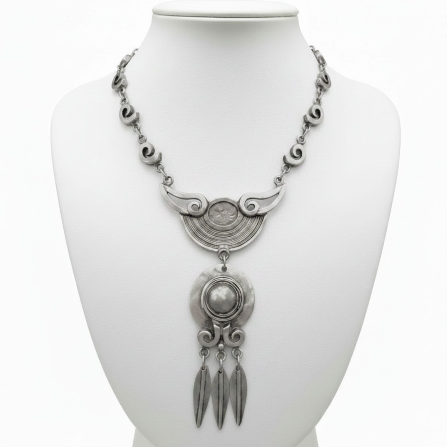 collar unisex de zamak con plumas diseño exclusivo joyeria osnor zamak