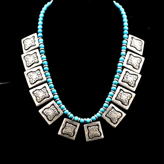 collar zamak y tuquesa en expositor joyeria osnor zamak fashion