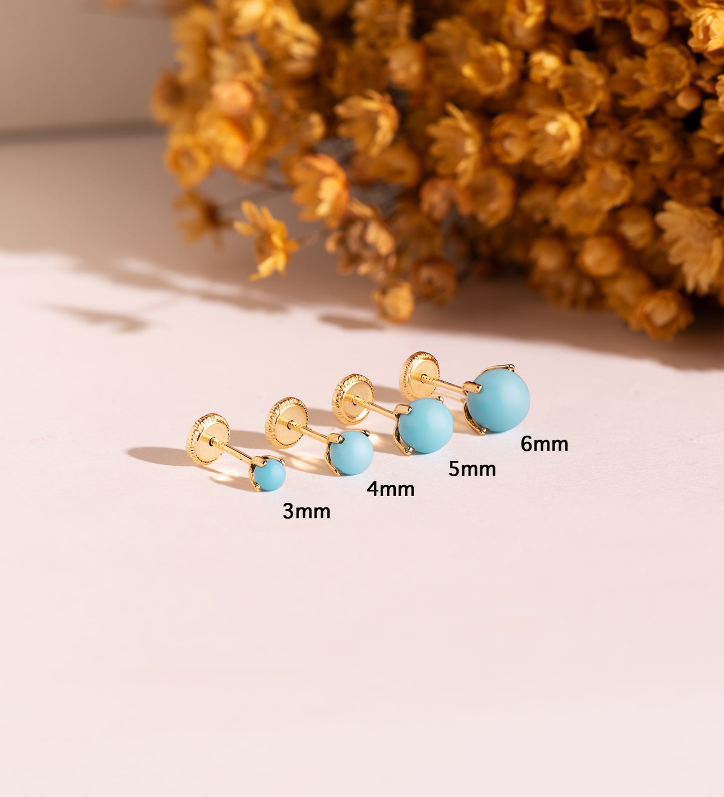 18K PENDIENTES ORO AMARILLO TURQUESA CON 4 GARRAS. MEDIDA: 5 MM. CIERRE TUERCA