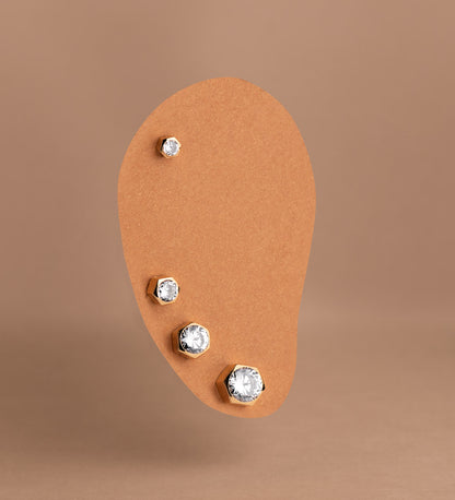 18K PENDIENTES ORO AMARILLO CHATON HEXAGONO CON CIRCONITA. MEDIDA: 6 X 5,5 MM. CIERRE PRESION
