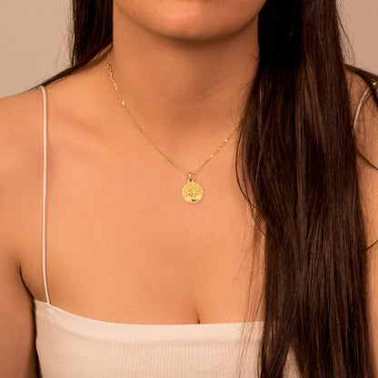 18K MEDALLA ORO AMARILLO ARBOL DE LA VIDA MATIZADA y BRILLO 16 MM