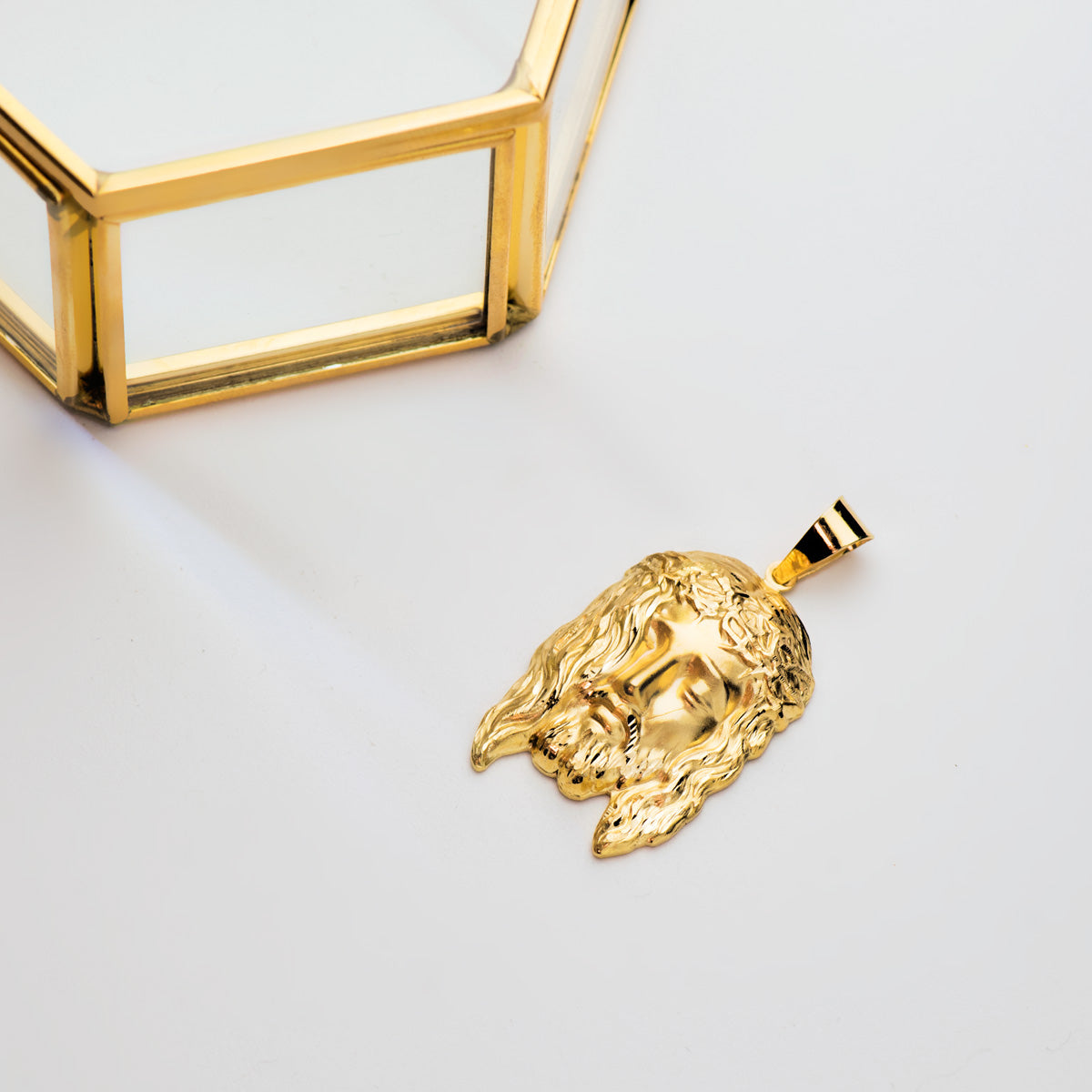 18K COLGANTE CRISTO SANTO ROSTRO ORO AMARILLO 35X20 MM