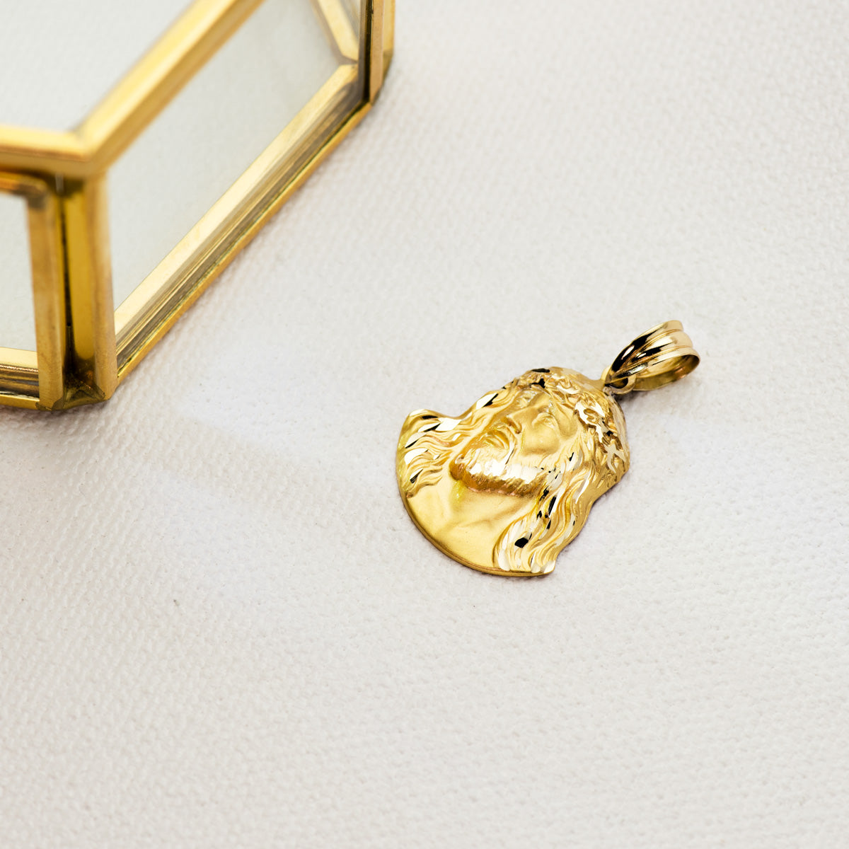 18K COLGANTE CRISTO MURILLO ORO AMARILLO 23X18 MM