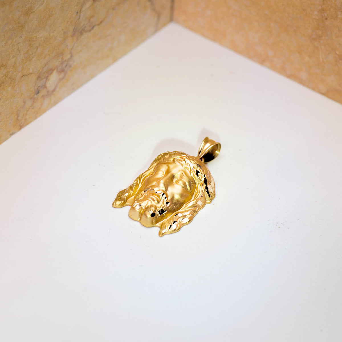 18K COLGANTE CRISTO DE LA BUENA MUERTE ORO AMARILLO 30X22 MM