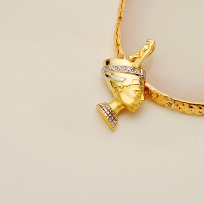 18K COLGANTE EGIPCIO ORO BICOLOR NEFERTITI PERFIL EN BRILLO 30X26 MM