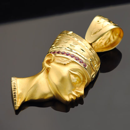 18K COLGANTE EGIPCIO ESFINGE NEFERTITI GIGANTE CON CIRCONITA ROJAS ORO AMARILLO. 50 X 35 MM