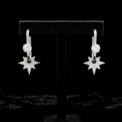 Pendientes Estrella Labrada con Circonita | Acero Inoxidable Plateado