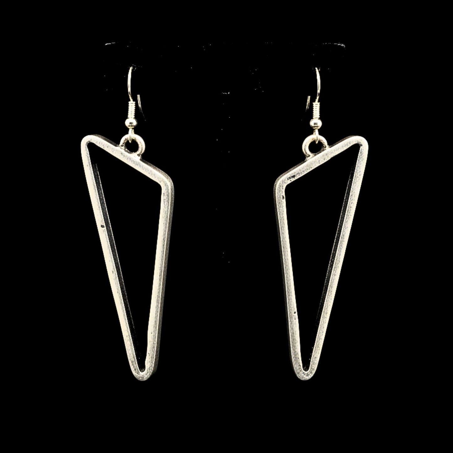 Pendientes Largos Zamak Plateado | Diseño Triángulo Exclusivo – Joyería Osnor