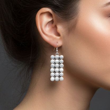 Pendientes Zamak Bolas Plateadas Volumen | Joyería Osnor