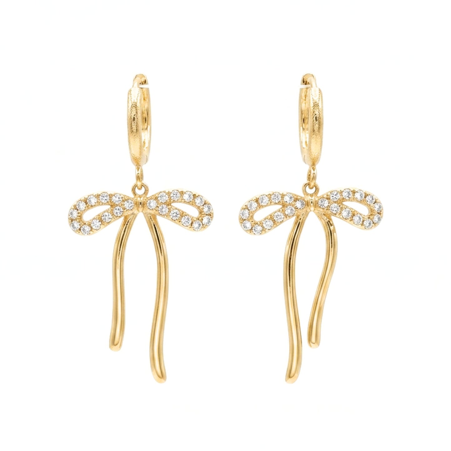 Pendientes Acero inoxidable dorado chapado oro 14ktes circonitas blancas engastadas diseño joyería osnor moda moderno fiesta fashion glamour lujo mujer 