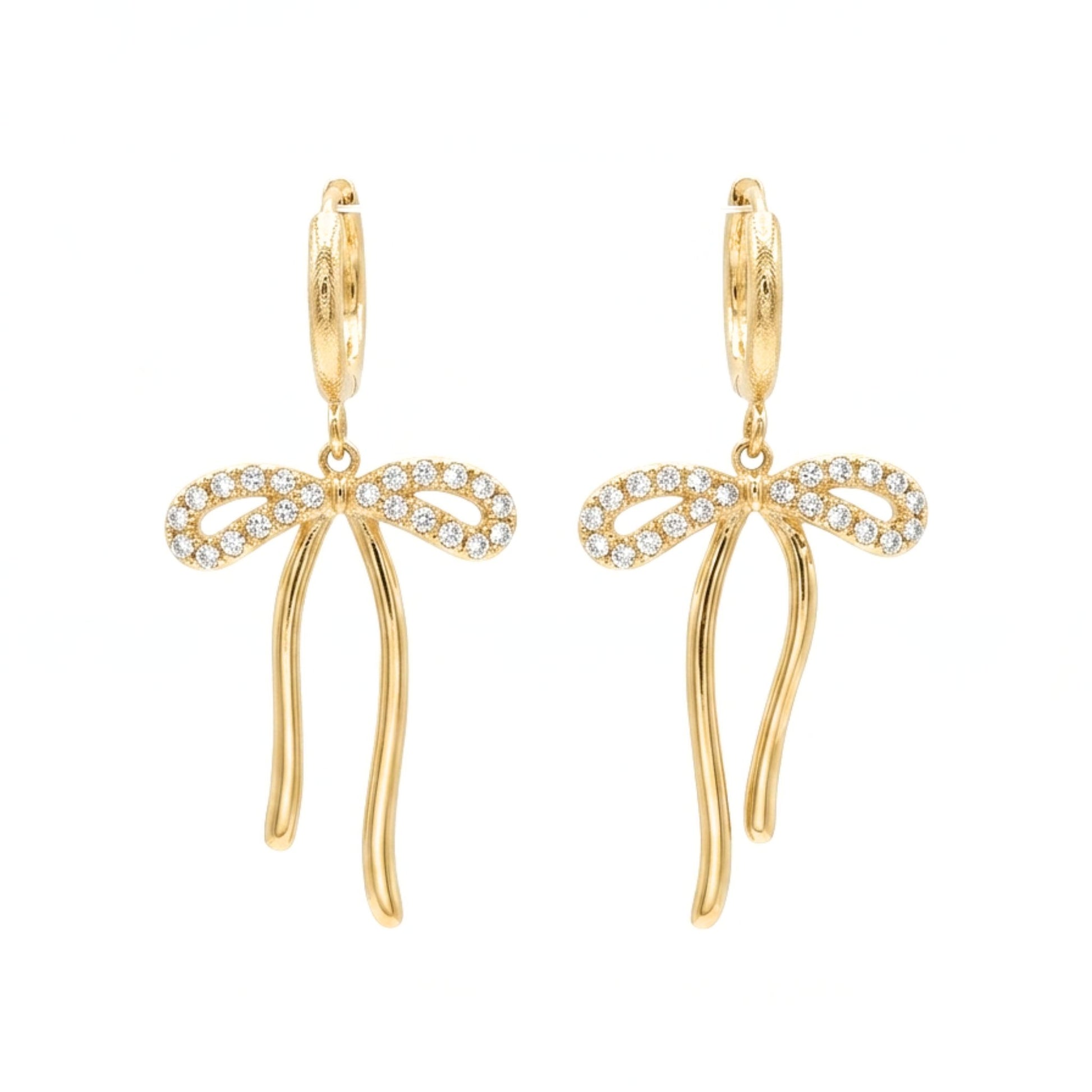 Pendientes Acero inoxidable dorado chapado oro 14ktes circonitas blancas engastadas diseño joyería osnor moda moderno fiesta fashion glamour lujo mujer 