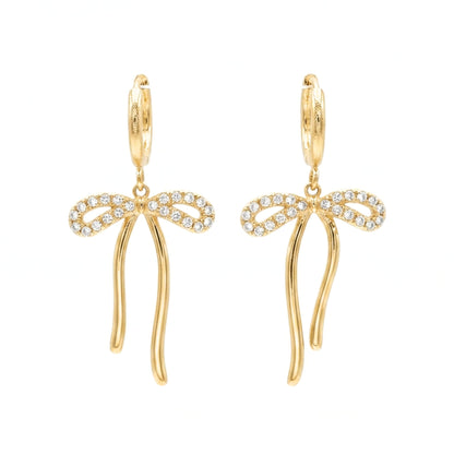 Pendientes Acero inoxidable dorado chapado oro 14ktes circonitas blancas engastadas diseño joyería osnor moda moderno fiesta fashion glamour lujo mujer 