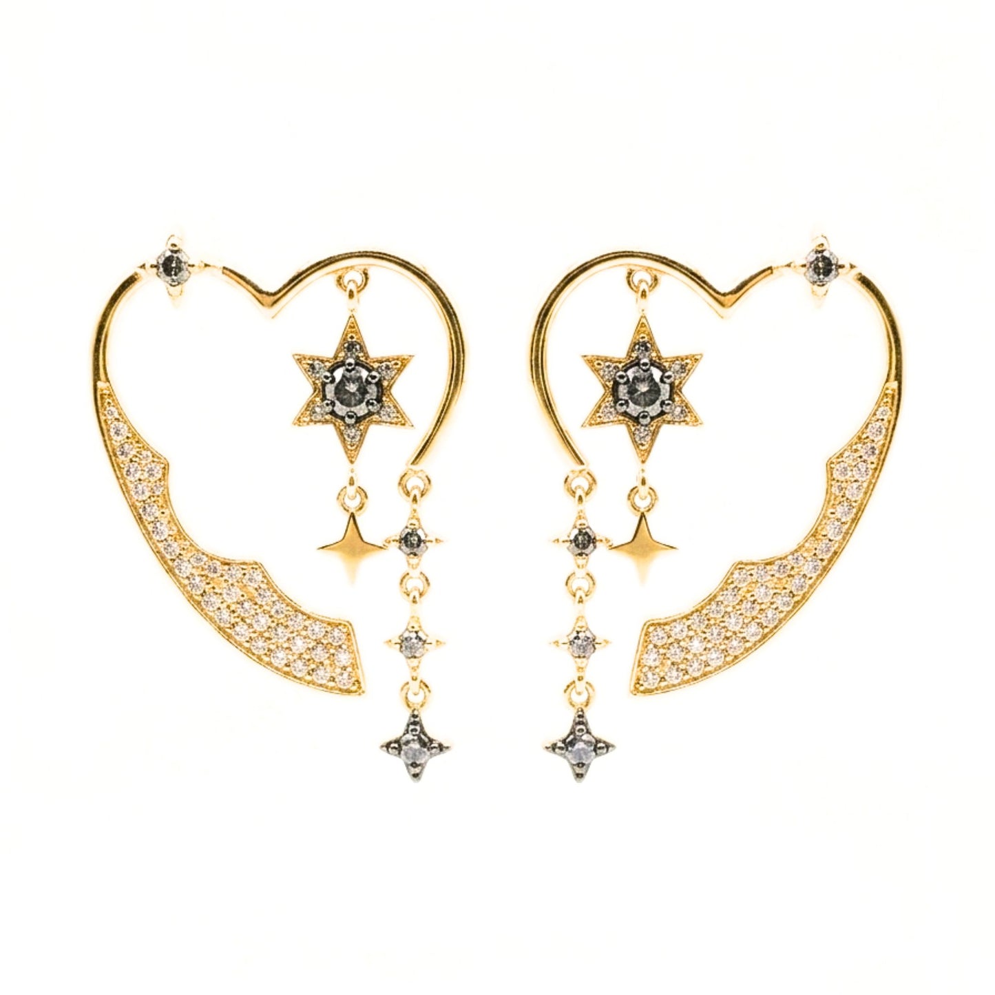 Pendientes Acero inoxidable dorado chapado oro 14ktes circonitas blancas engastadas diseño joyería osnor moda corazon