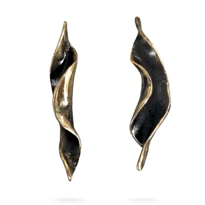 Pendientes de bronce dorado envejecido vintage volumen arte escultura artesanía mujer vintage único exclusivo diseño joyería osnor moda moderno elegante boda fiesta glamour lujo elegante diario 