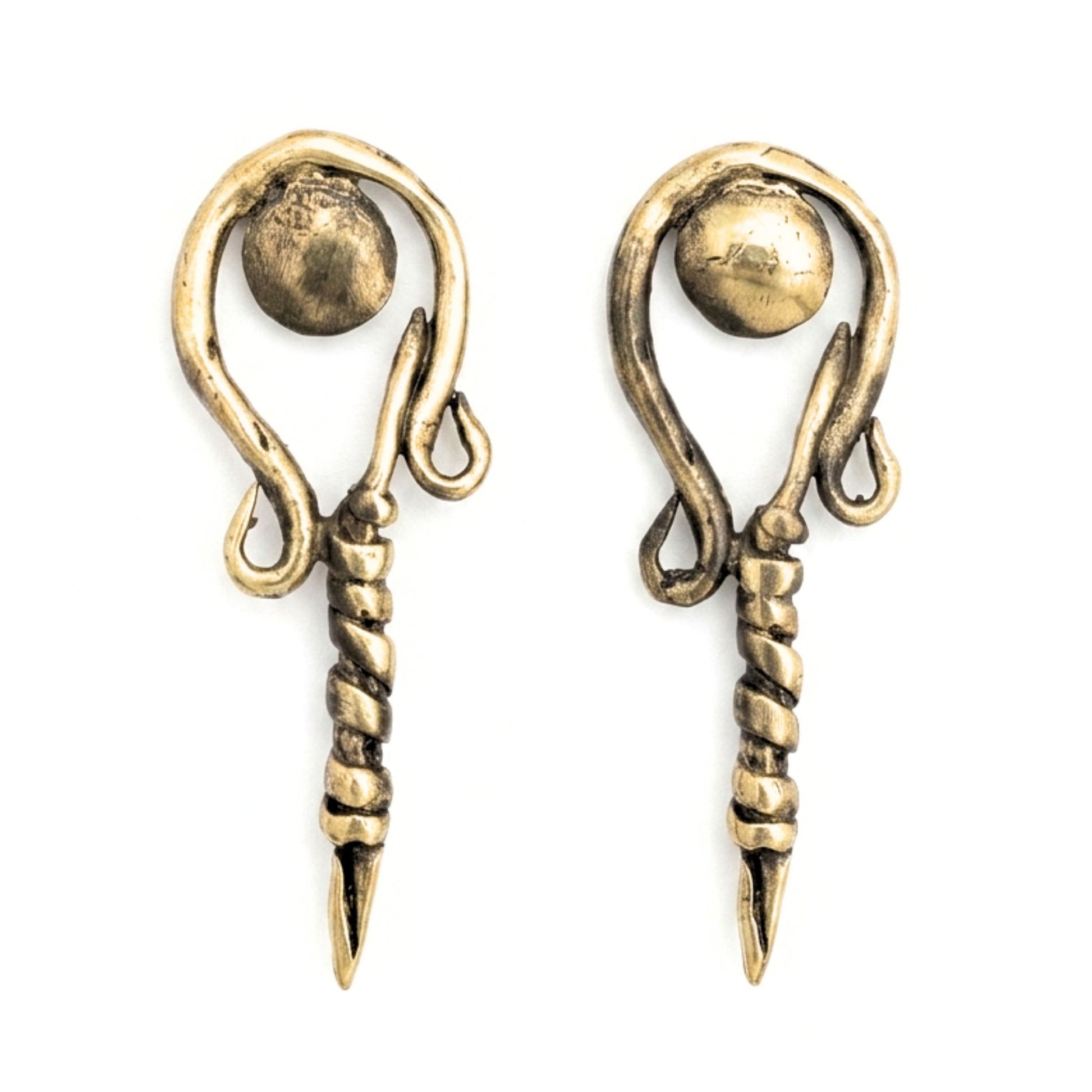 Pendientes de bronce dorado envejecido vintage volumen arte escultura artesanía mujer vintage volumen diseño joyería osnor moda moderno elegante boda fiesta glamour lujo mujer diferente exclusivo 