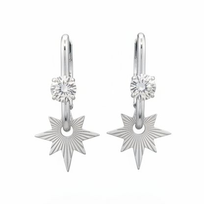Pendientes estrella fondo blanco