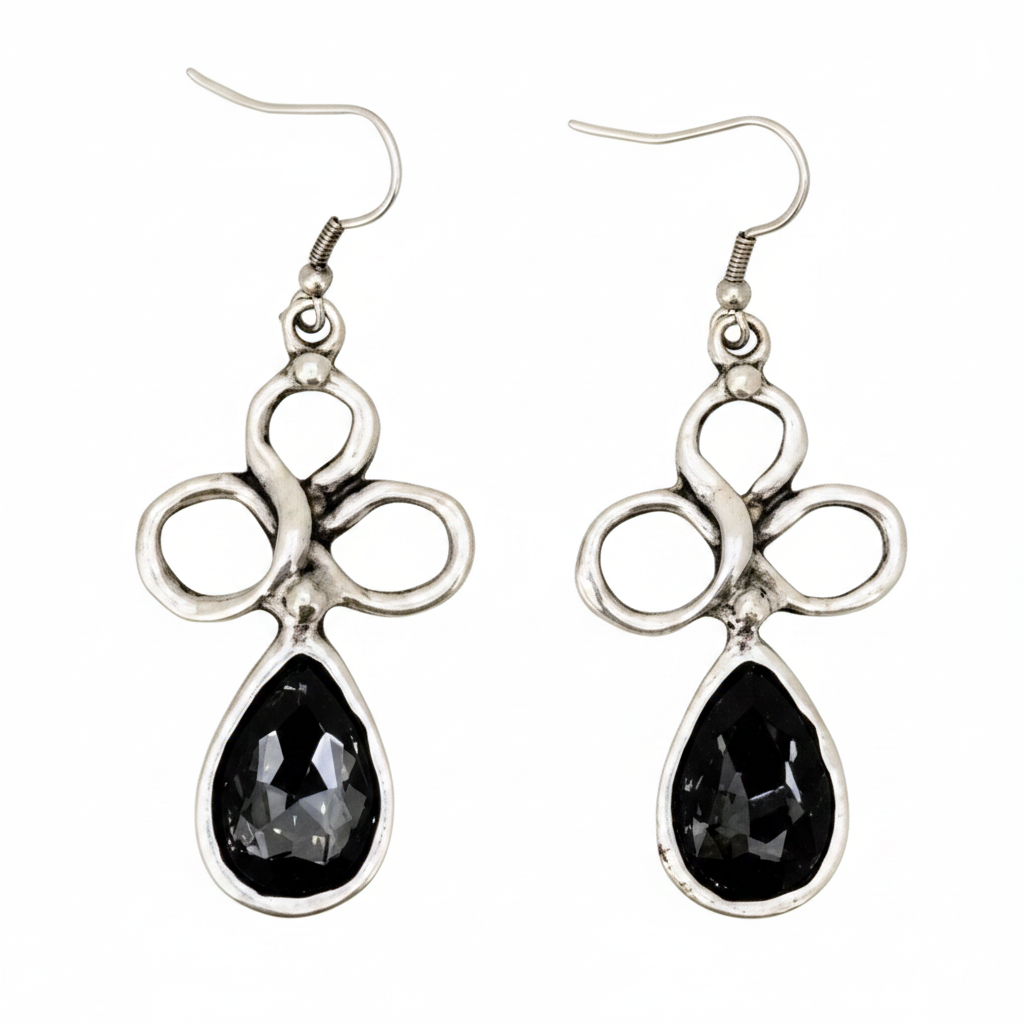 Pendientes fondo blanco
