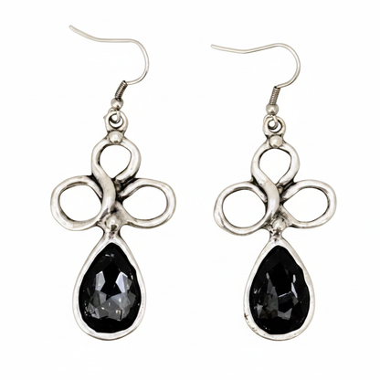 Pendientes fondo blanco