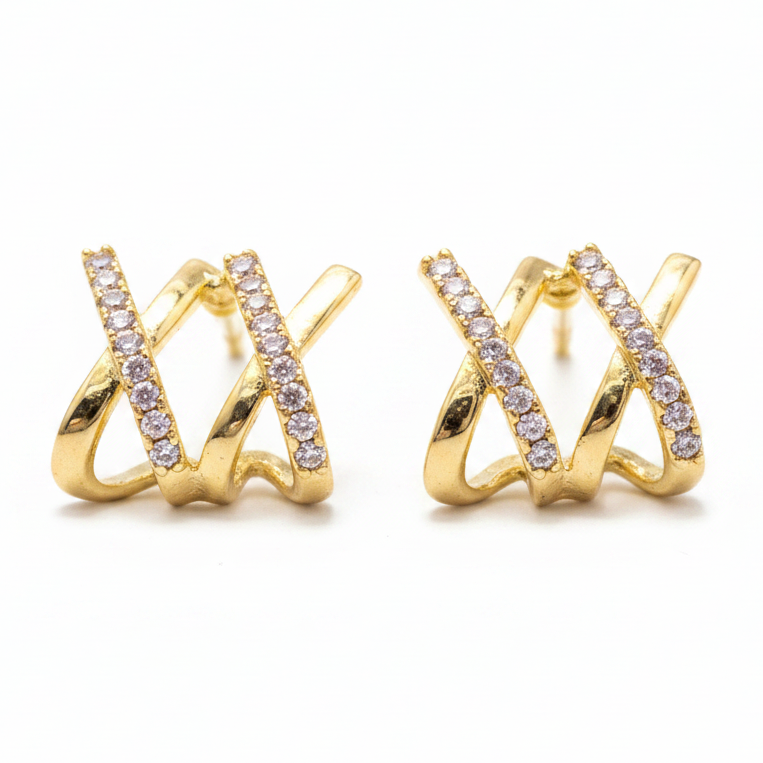 Pendientes X dorados fondo blanco