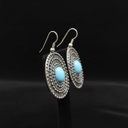 Pendientes zamak  hipoalergénico Joyería Osnor con piedra color turquesa - Vista lateral