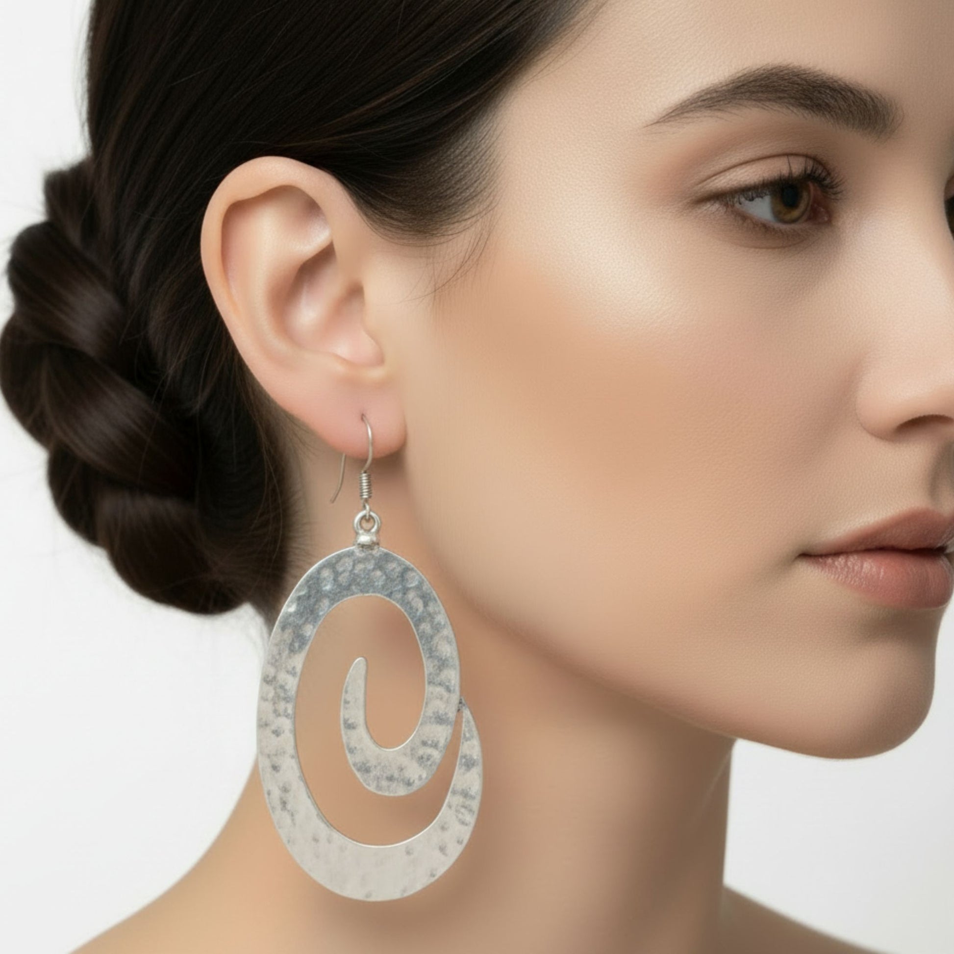 Pendientes Zamak Espiral Martillado - Diseño Geométrico.Joyeria Osnor