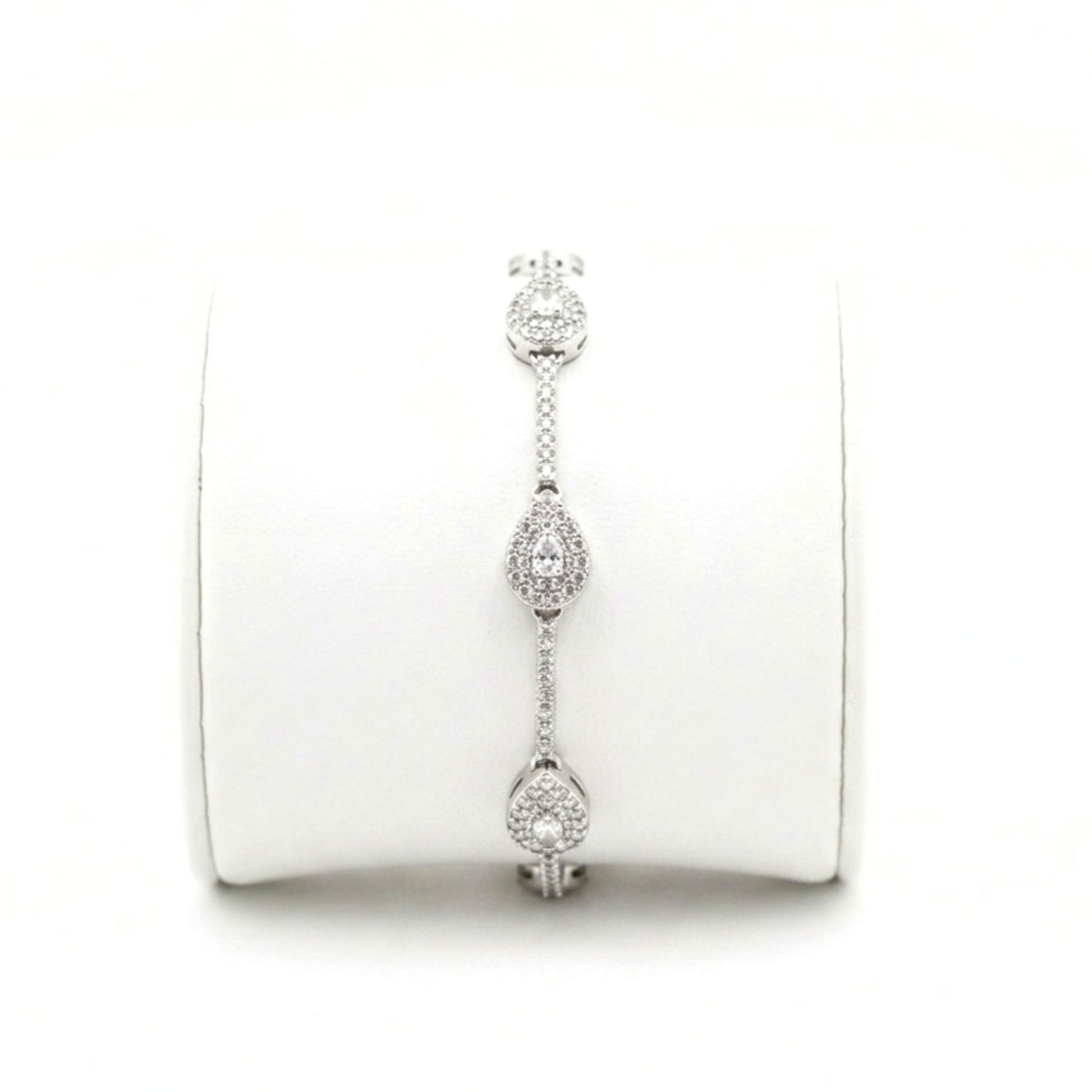 Pulsera de mujer de acero inoxidable plateado diseño joyería osnor 