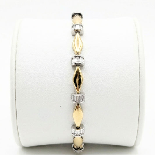 Pulsera acero inoxidable dorado chapado oro 14ktes circonitas blancas engastadas diseño joyería osnor moda moderno 