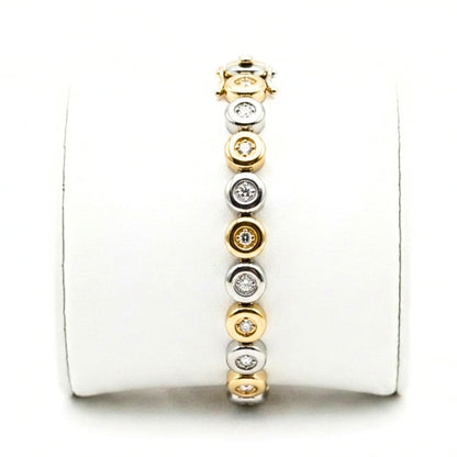 Pulsera acero inoxidable dorado chapado oro 14ktes circonitas blancas engastadas diseño joyería osnor moda moderno elegante boda fiesta glamour lujo 