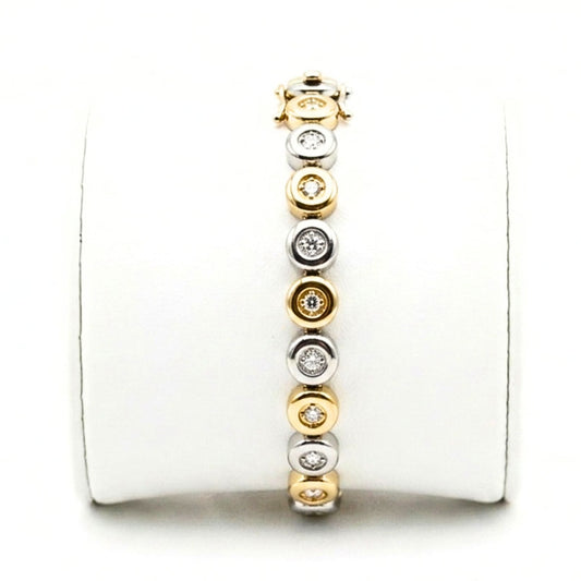 Pulsera acero inoxidable dorado chapado oro 14ktes circonitas blancas engastadas diseño joyería osnor moda moderno elegante boda fiesta glamour lujo 