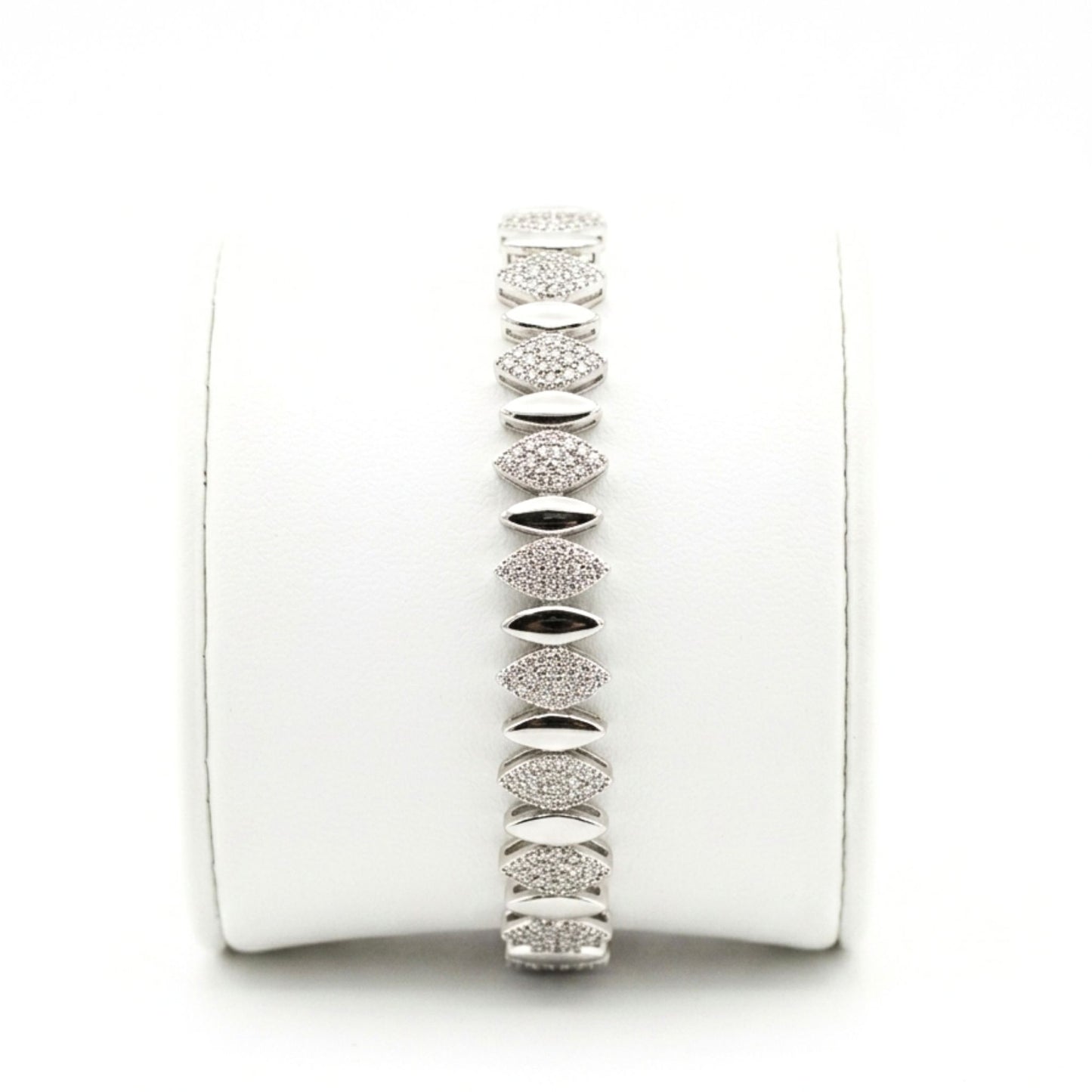Pulsera de acero inoxidable plateado mujer circonitas blancas engastadas diseño joyería osnor 