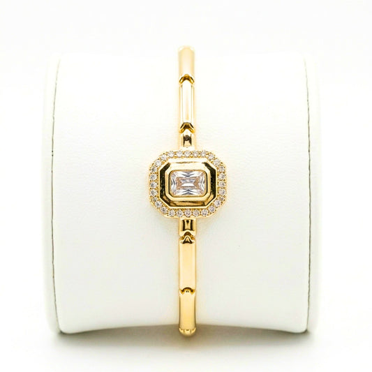 Pulsera acero inoxidable dorado chapado oro 14ktes circonitas blancas engastadas diseño joyería osnor moda moderno elegante boda fiesta glamour lujo 